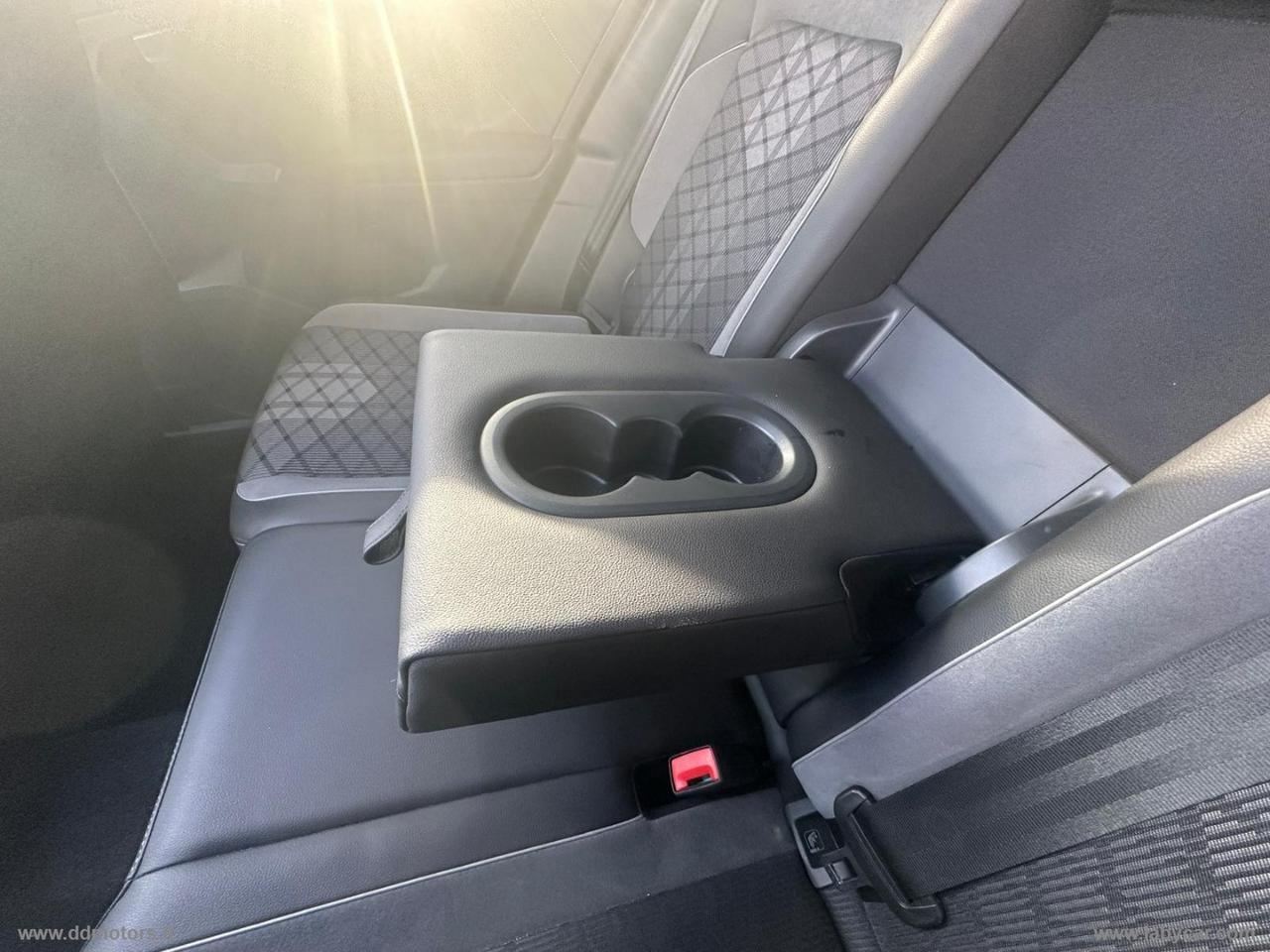 VOLKSWAGEN Tiguan 2.0 TDI 200CV SCR DSG 4MOT.R-Line RLINE/4MOTION