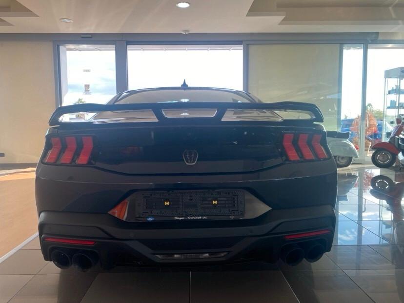 Ford Mustang Fastback 5.0 V8 Dark Horse