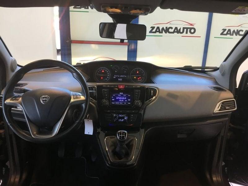 Lancia Ypsilon 1.2 69cv Gold