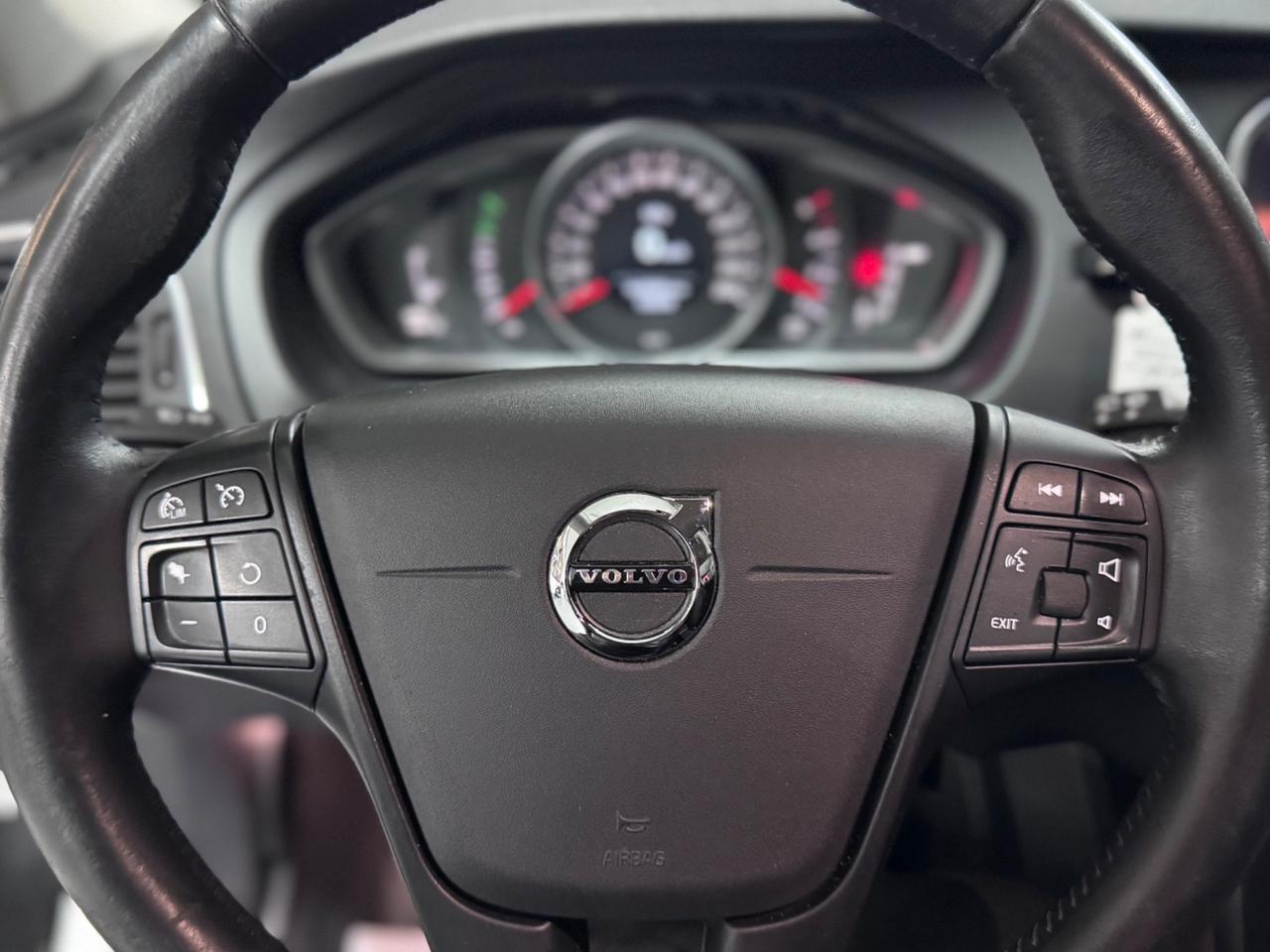 Volvo V40 Cross Country 2.0 Diesel 120cv Auto Euro6