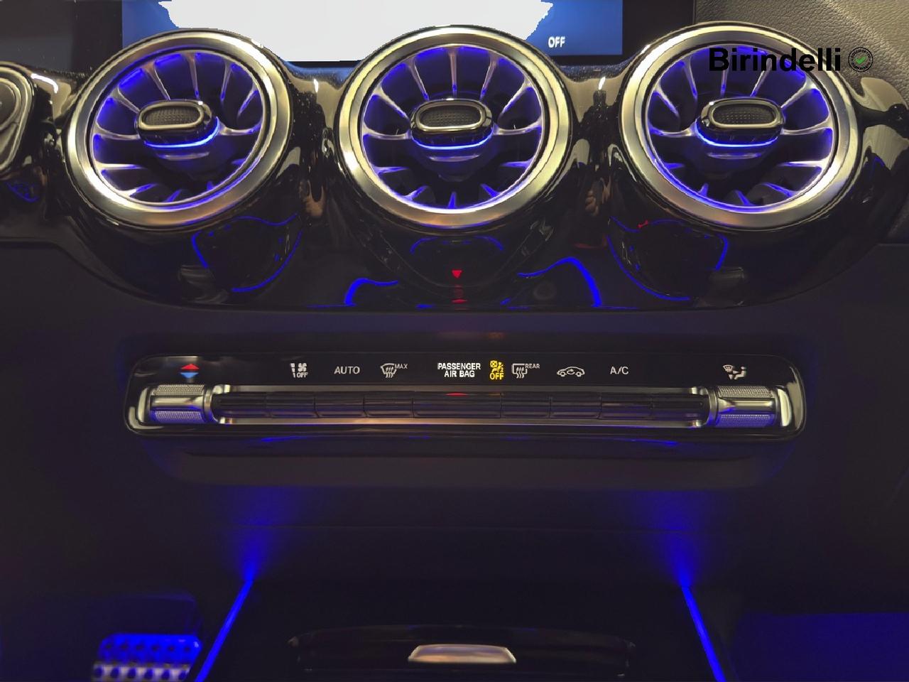 Mercedes-Benz Classe B (W247) - B 180 d Automatic AMG Line Premium