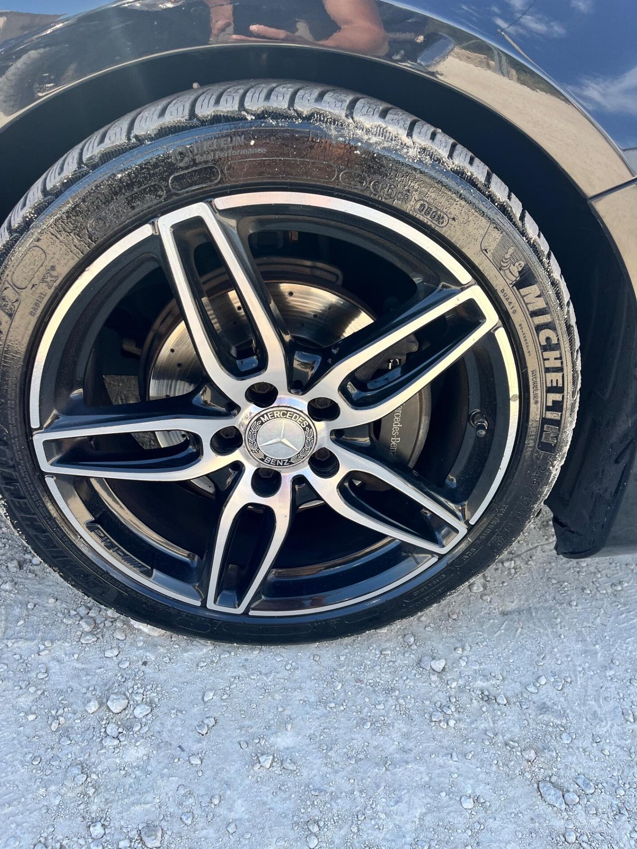 Mercedes-benz A 180 d Premium 2016
