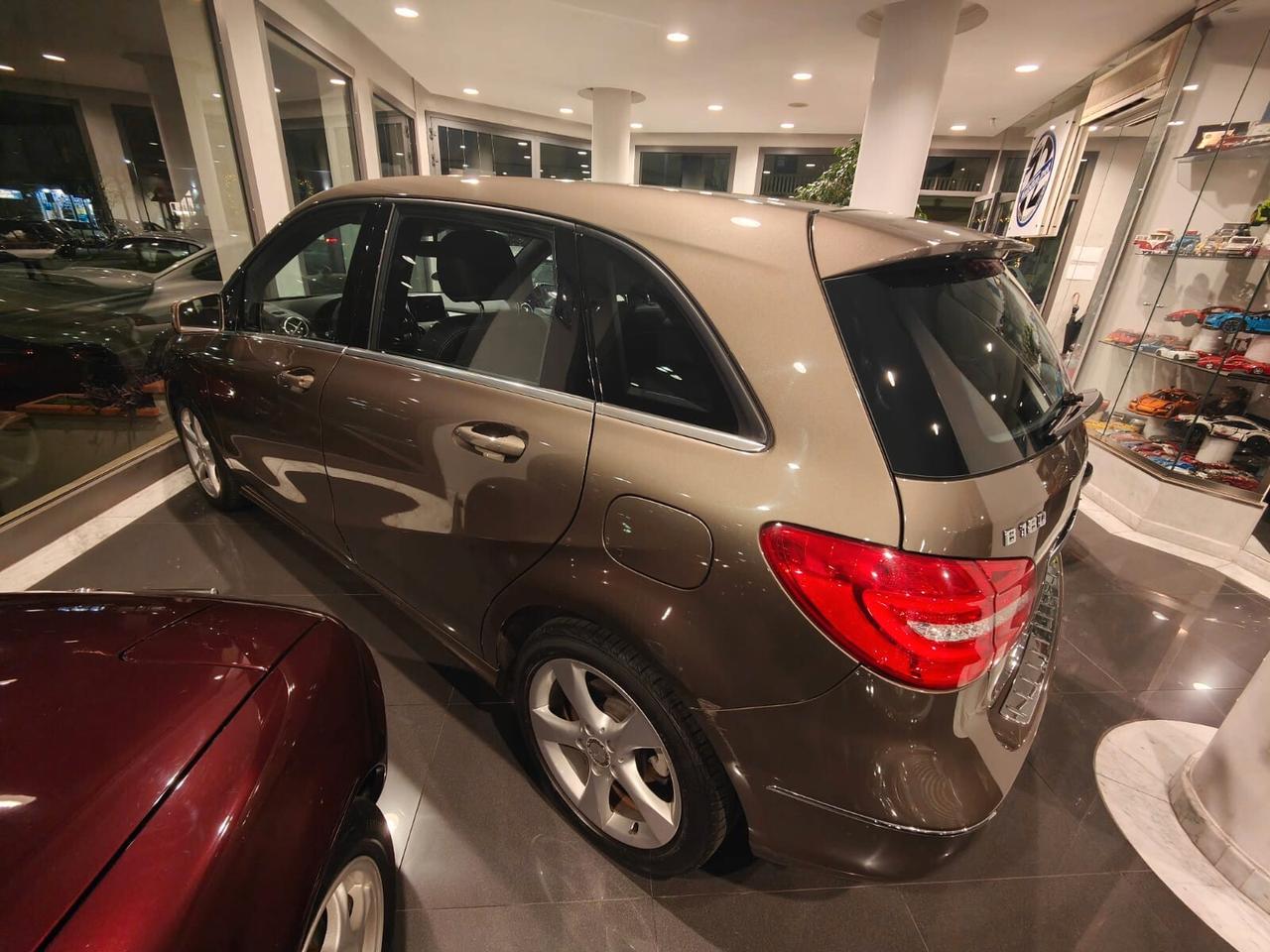 Mercedes-benz B 180 CDI BlueEFFICIENCY Premium