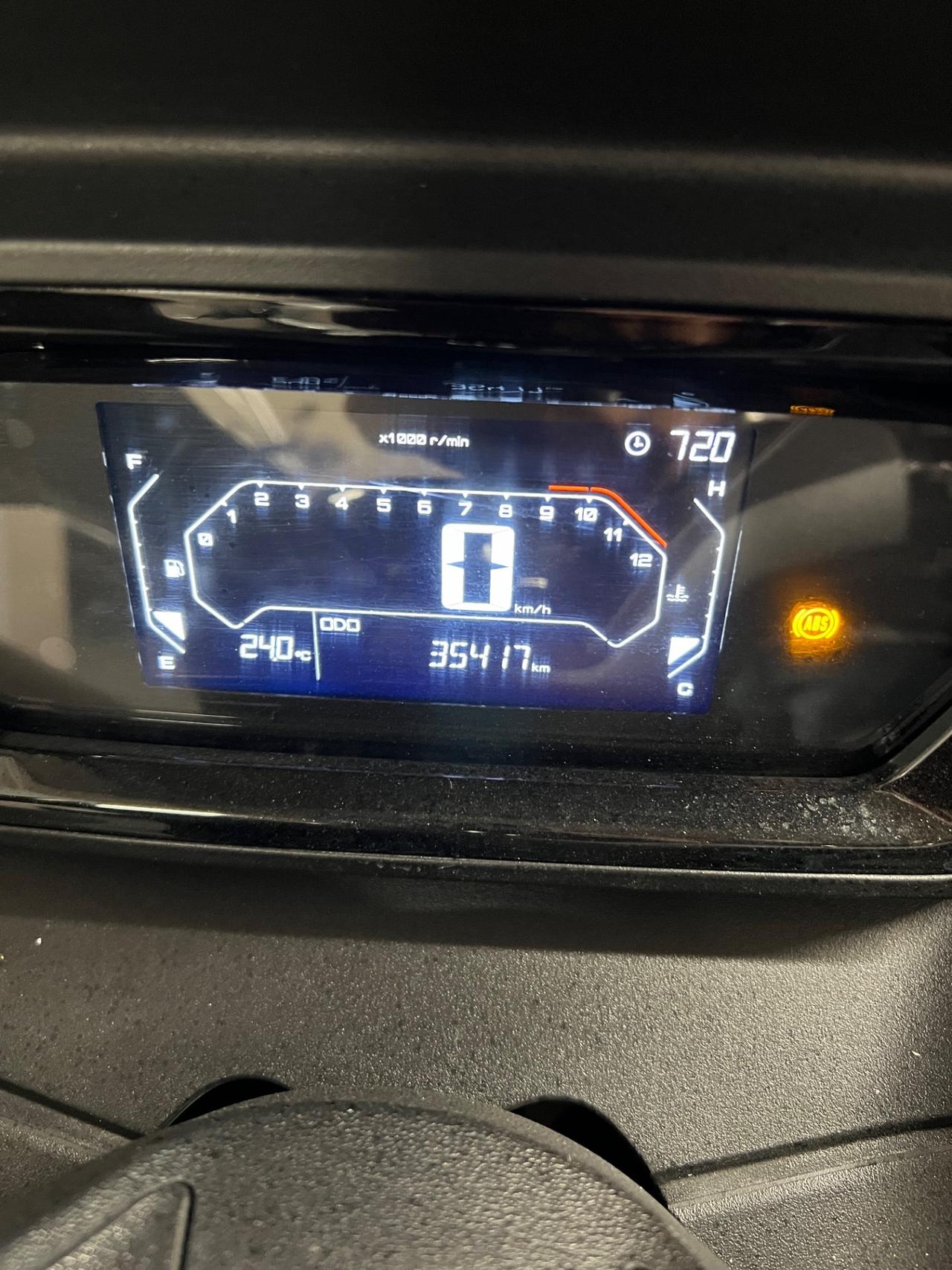Yamaha X-Max 300