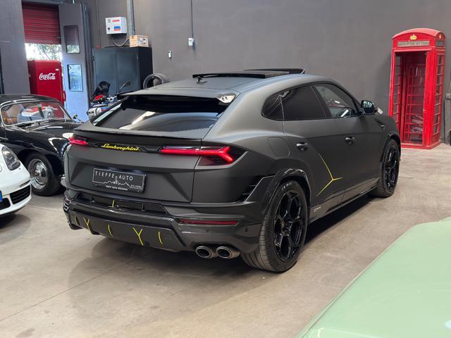LAMBORGHINI Urus 4.0 Performante