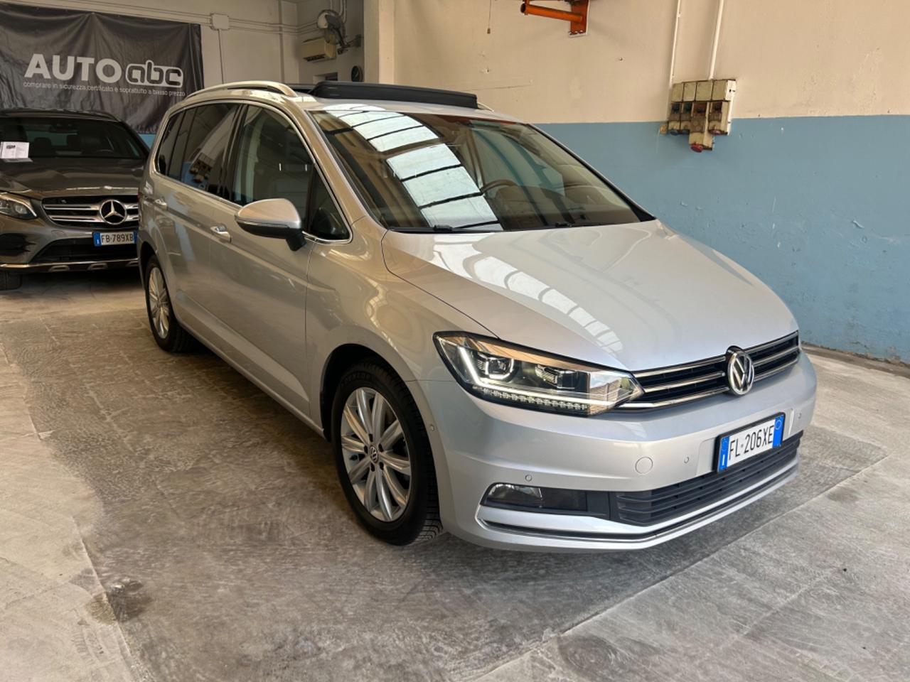 Volkswagen Touran 2.0 TDI 150 CV SCR DSG Executive BlueMotion Tech.