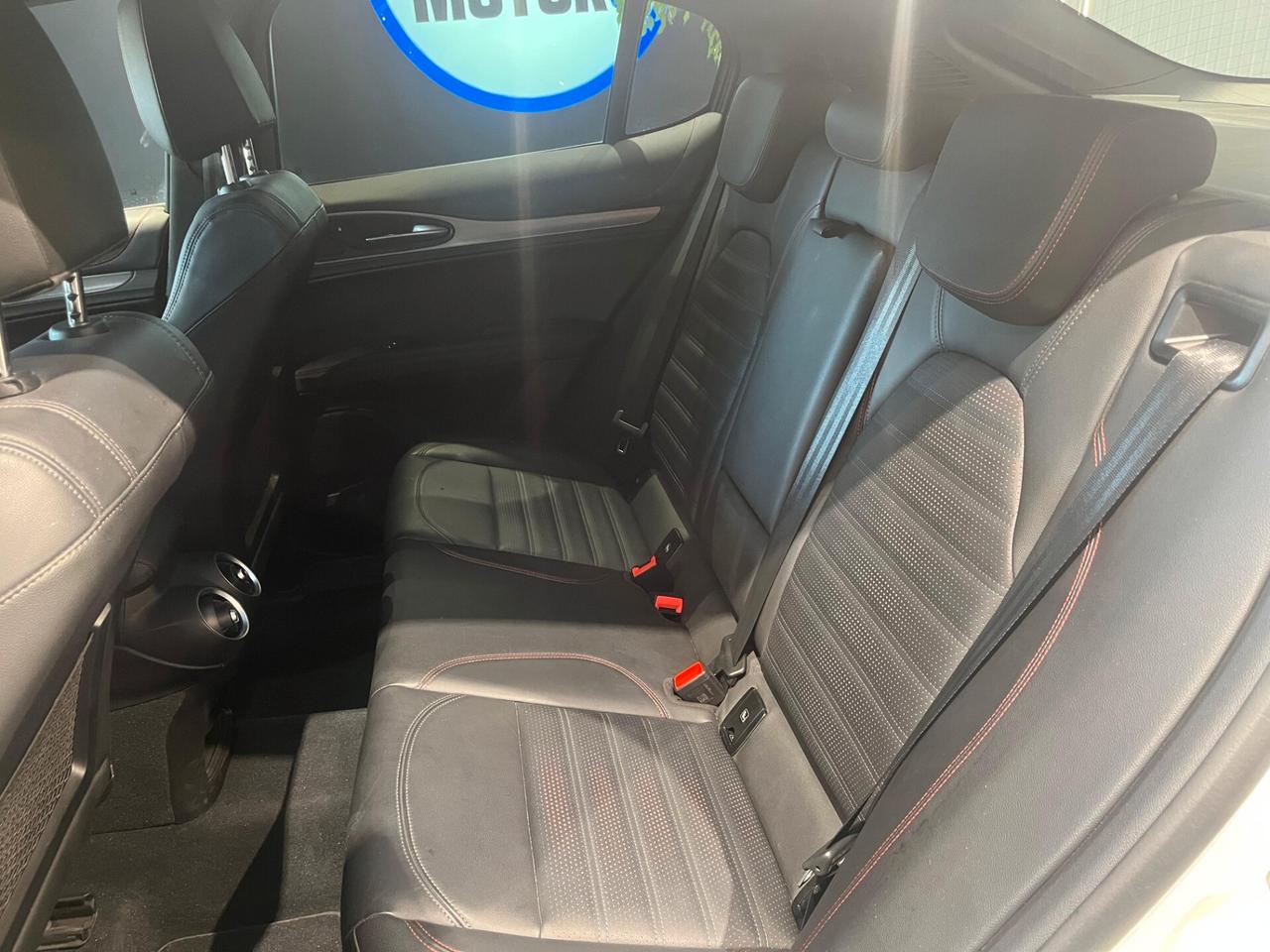Alfa Romeo Stelvio 2.2 Turbodiesel 210 CV AT8 Q4 Veloce