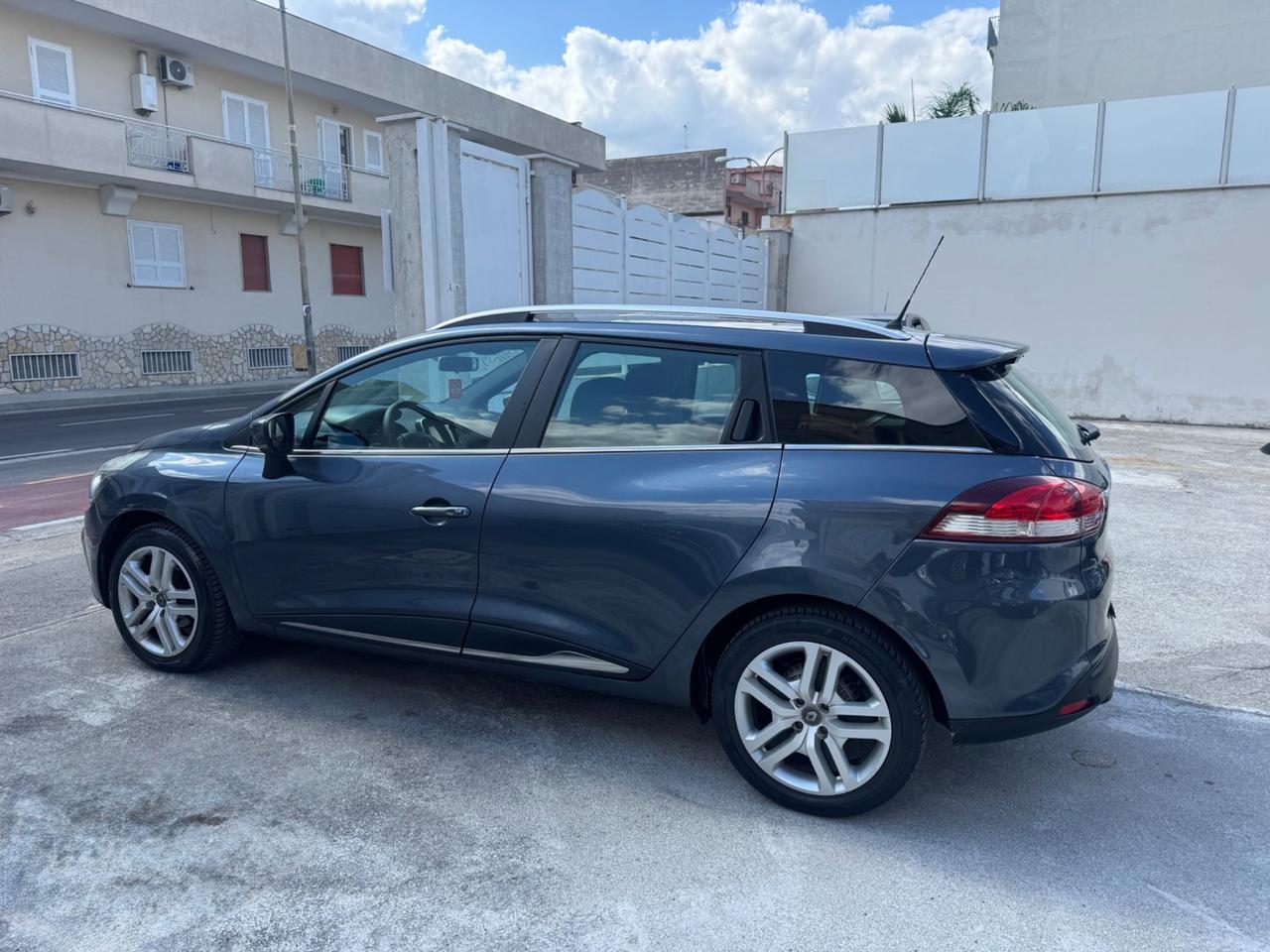 Renault Clio SW 1.5 DIESEL 75CV Energy Intens 2017