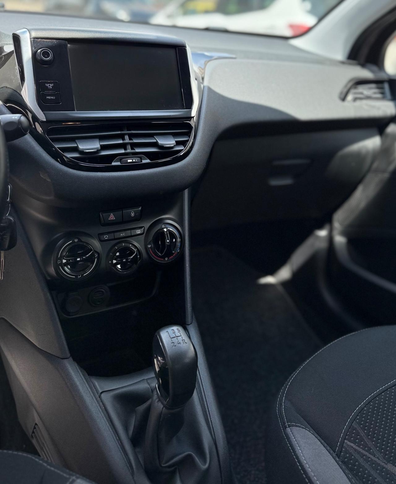 Peugeot 208 1.2 Benzina Pure Tech Allure 82 Cv