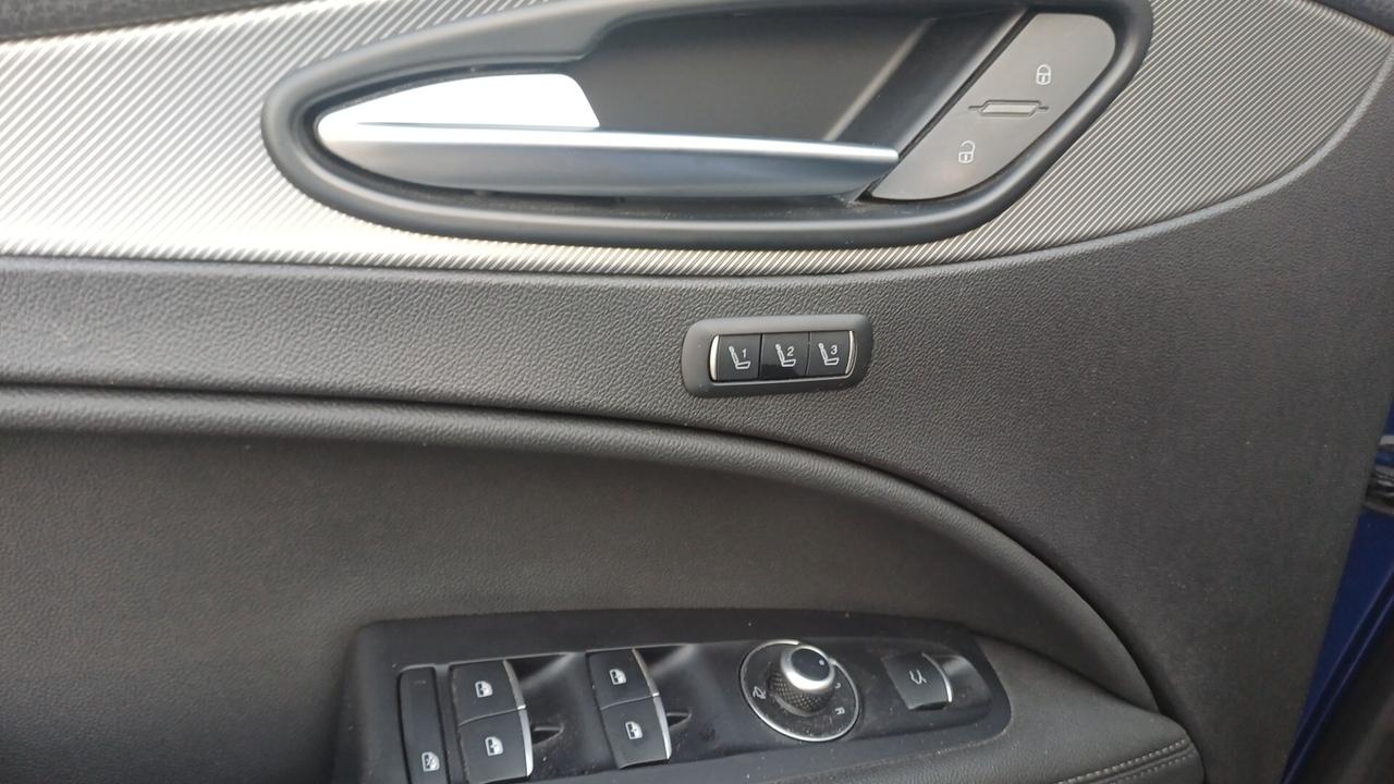Alfa Romeo Stelvio 210 CV AT8 Q4 Veloce TETTO PANORAMICO