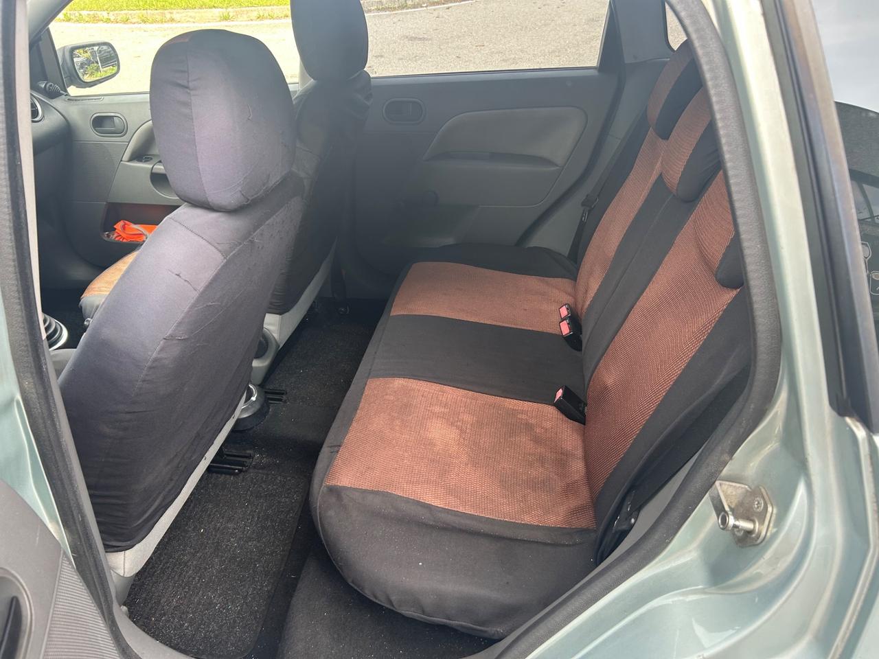 Ford Fiesta 1.2 16V 5p. Ghia*Neo patentati *