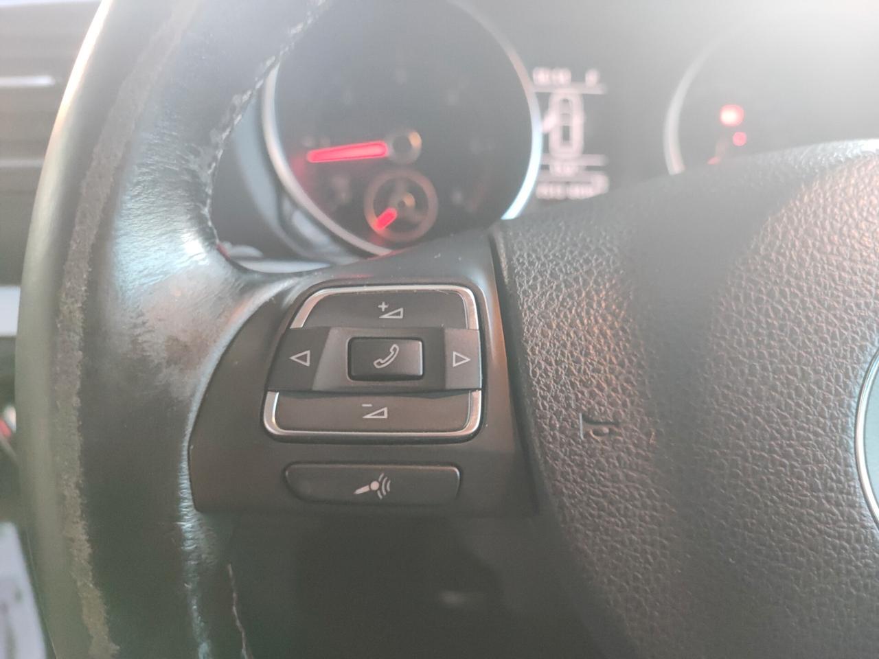 Volkswagen Golf 1.6 TDI DPF DSG 3p. Highline