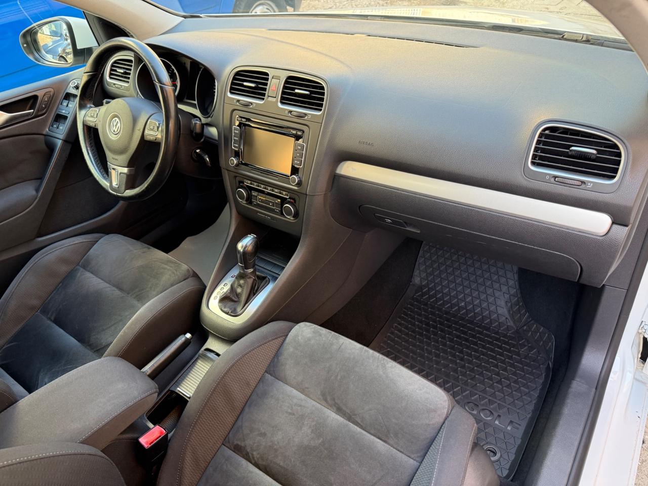 Volkswagen Golf 1.6 TDI DPF DSG 5p. Highline