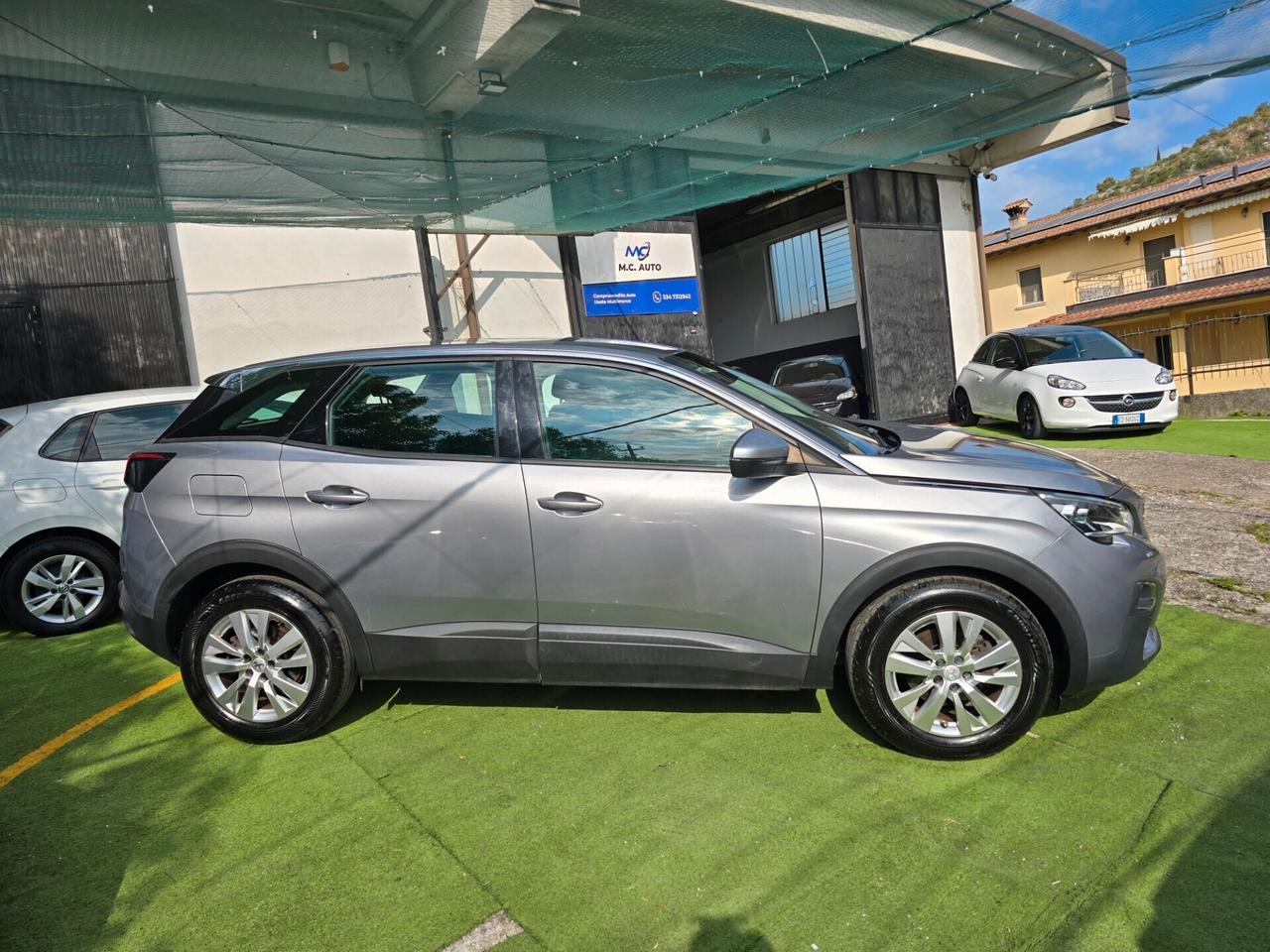 Peugeot 3008 1.5HDI 130CV S&S Allure -2019