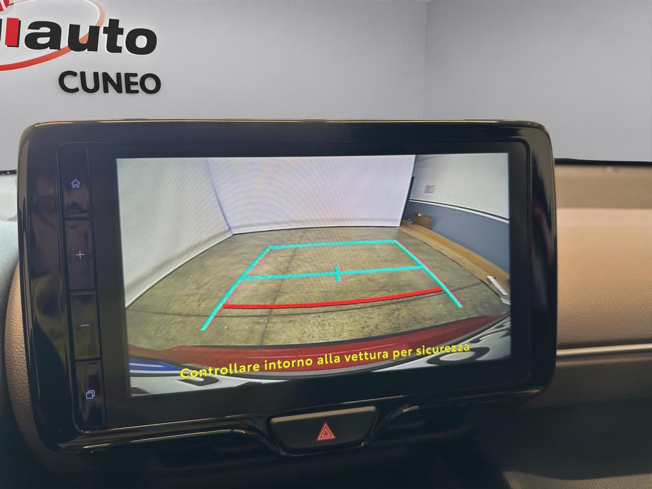 Toyota Yaris Cross 1.5h Lounge fwd 116cv e-cvt