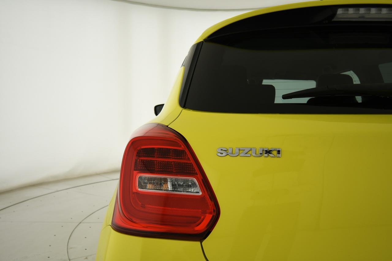 SUZUKI Swift 1.4h Sport 2wd ACC+CAMERA+C17"+NEOPATENTATI