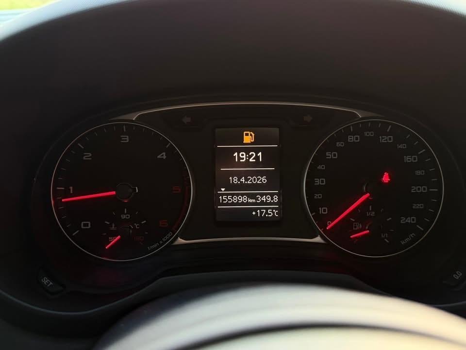 Audi A1 1.6 TDI S line sportback