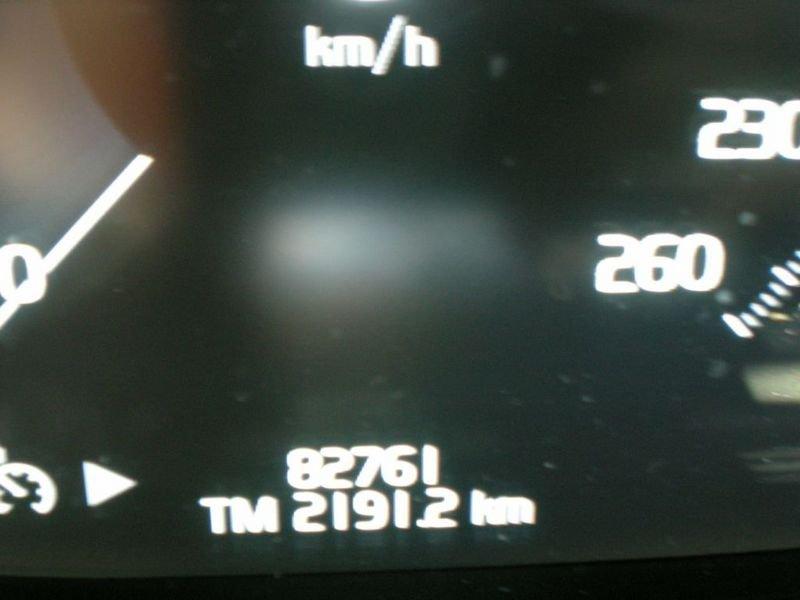 Volvo XC60 2.0 b4 R-design awd auto my20