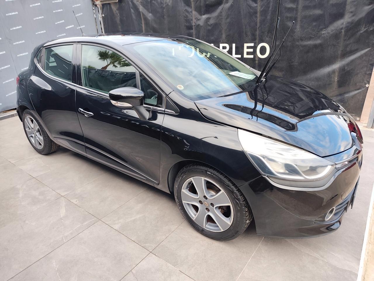 Renault Clio 1.2 BENZINA Costume National