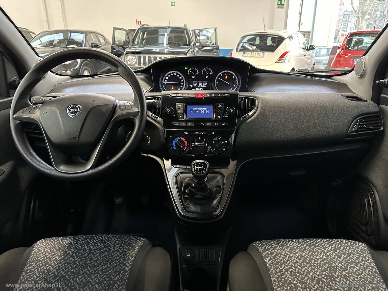 LANCIA Ypsilon 1.0 FireFly 5p.S&S Hybrid Silver NEOPATENTATI