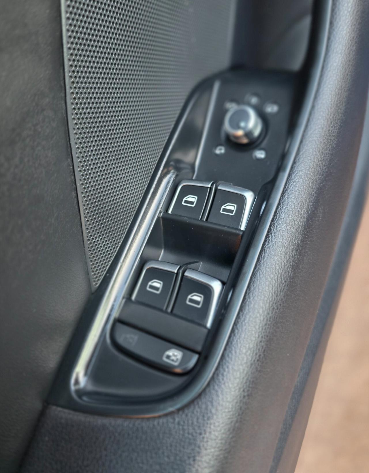 Audi A3 SPB 2.0 TDI 150 CV clean diesel S tronic Ambition