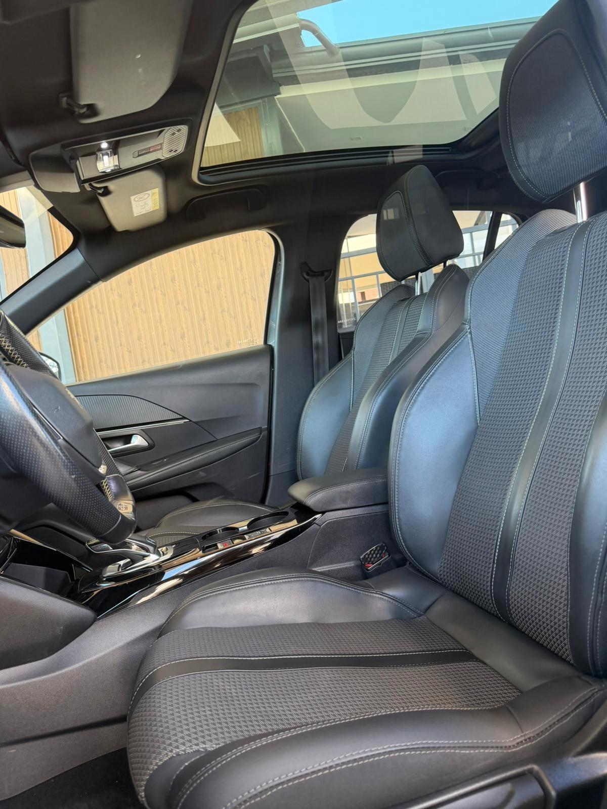 Peugeot 208 PureTech 100 Stop&Start EAT8 5 porte GT Line