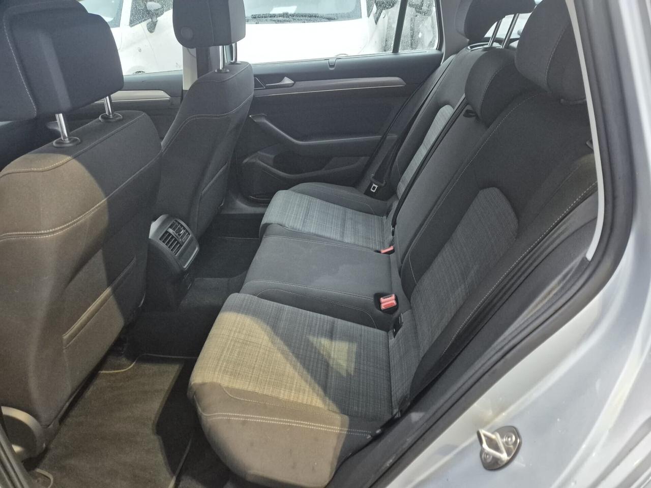 Volkswagen Passat Variant 2.0 TDI Business CAMBIO