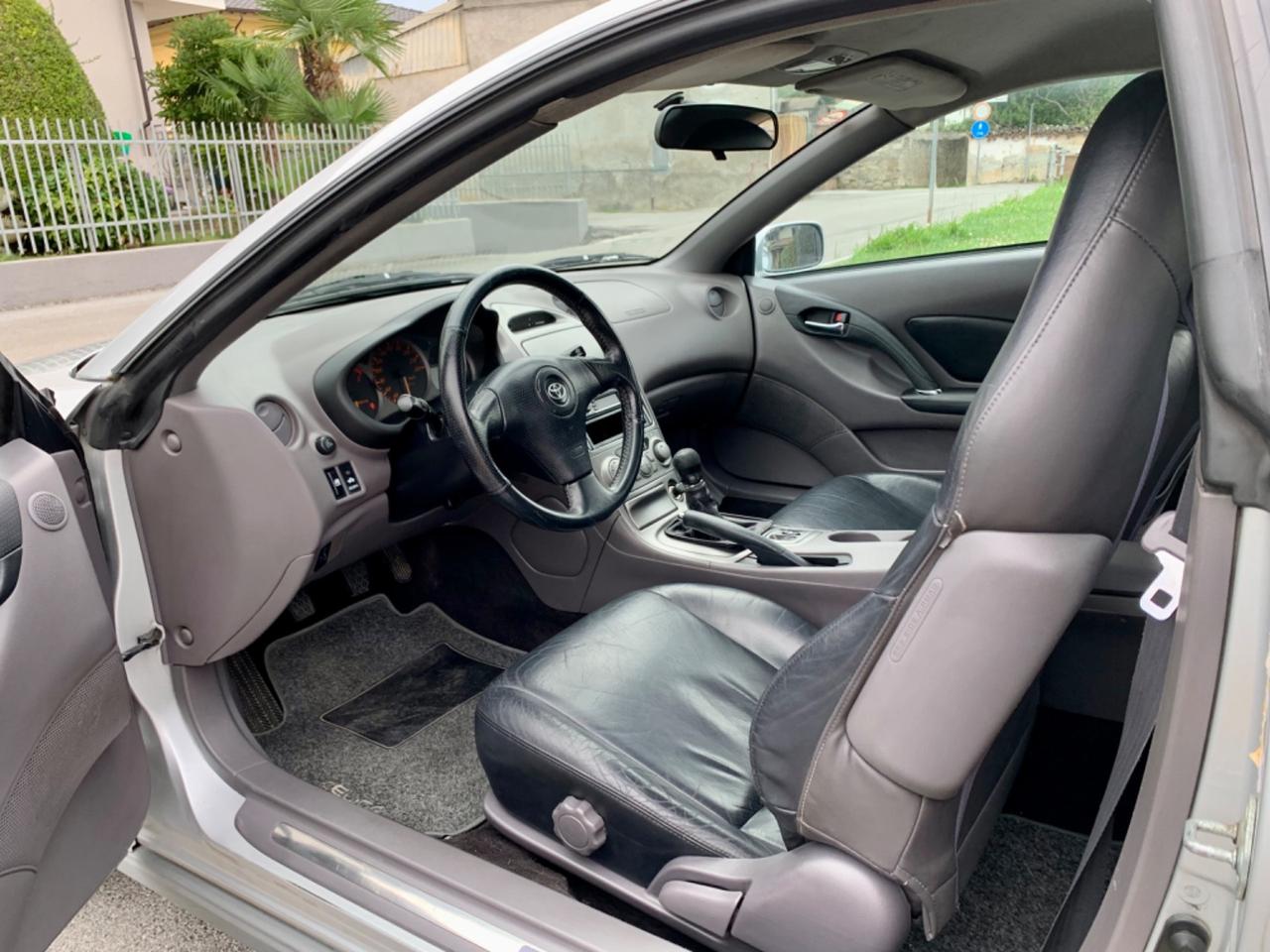 Toyota Celica 1.8 16V VVT-i