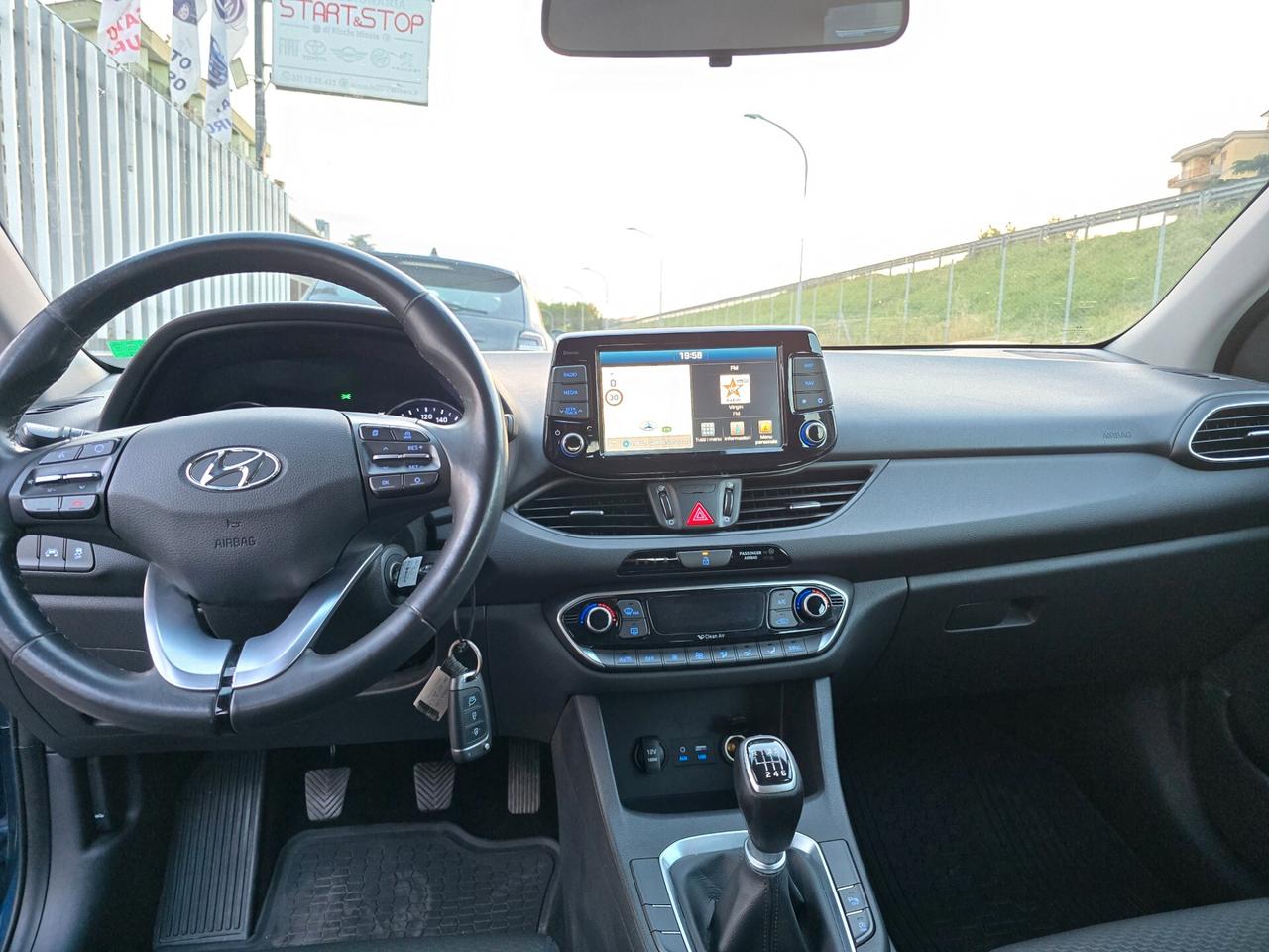 Hyundai i30 1.6 CRDi 110CV 5 porte Comfort