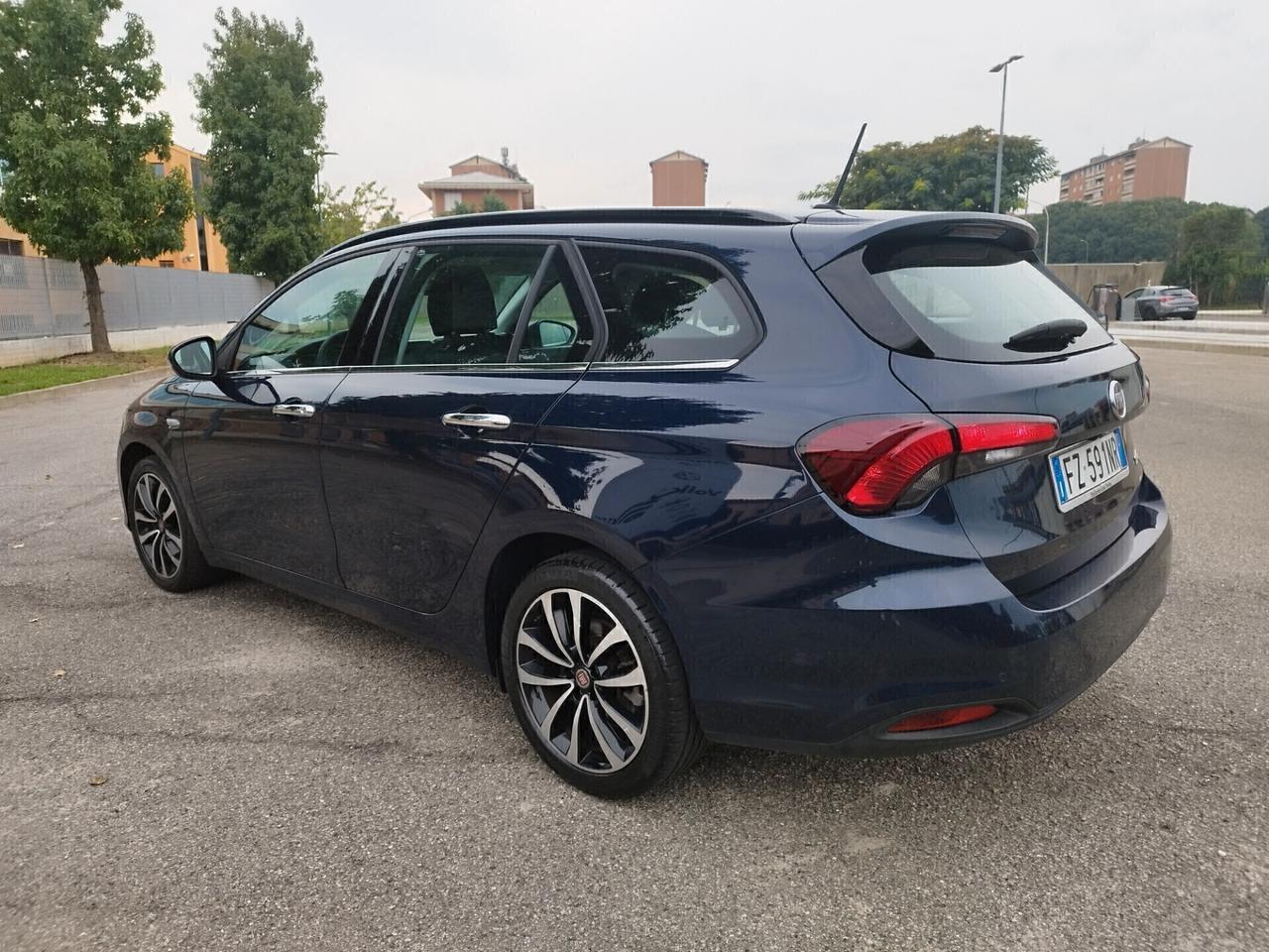 Fiat Tipo 1.3 Mjt S&S SW Lounge - euro 6 dtemp