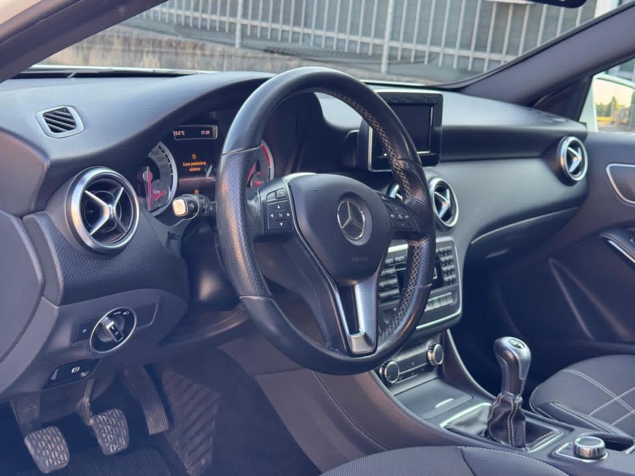Mercedes-benz A 200 A 200 CDI Automatic Night Edition