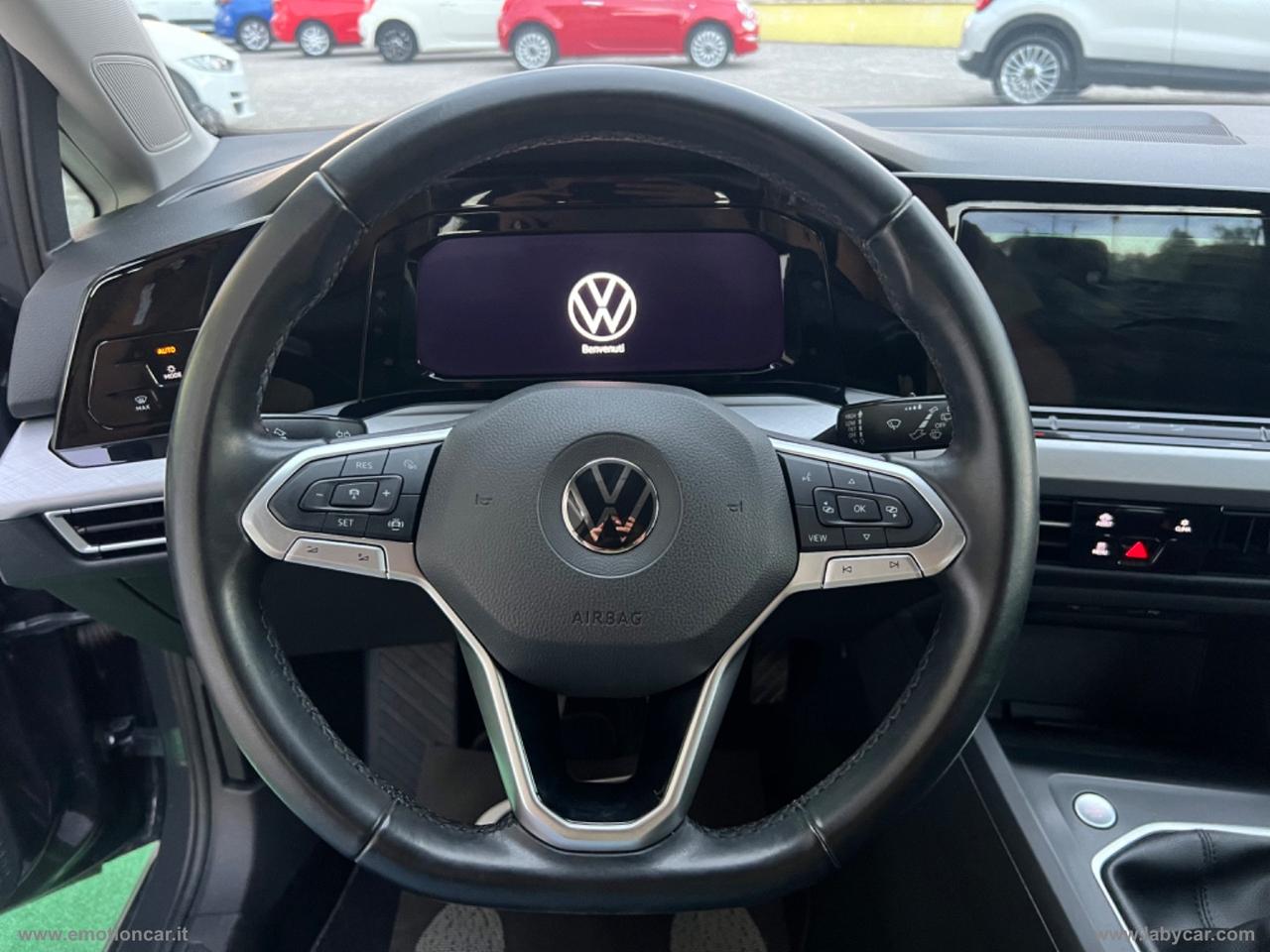 VOLKSWAGEN Golf 1.0 TSI EVO Life - 2021