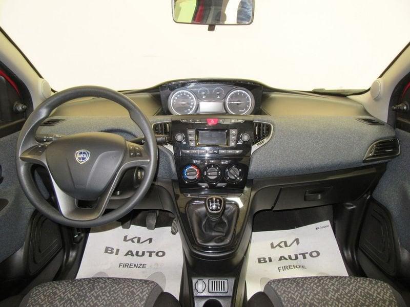 Lancia Ypsilon 1.2 69 CV 5 porte Elefantino