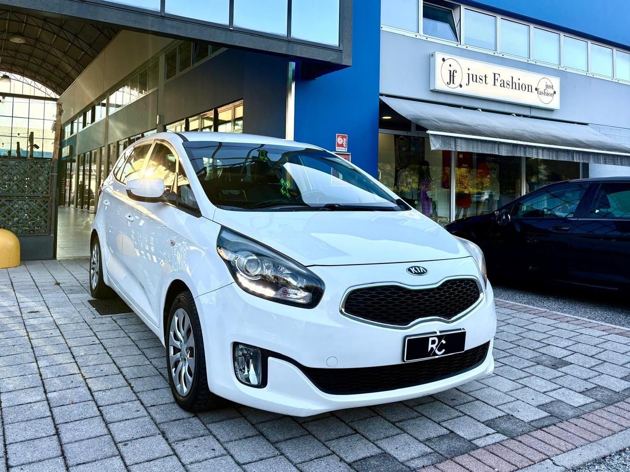 Kia Carens 1.7 CRDi Neopatentati