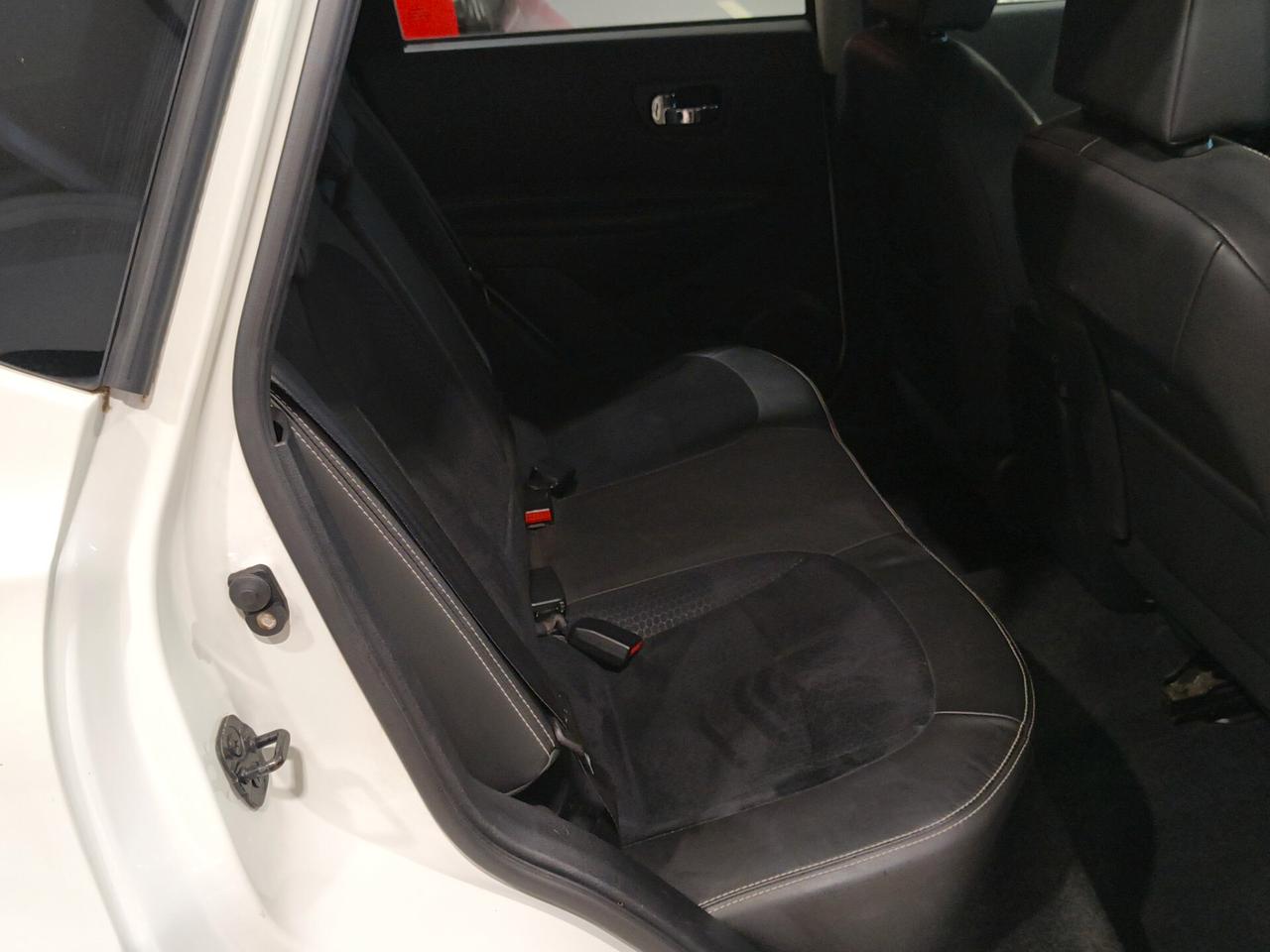 Nissan Qashqai 1.6 dCi DPF Tekna 4x4