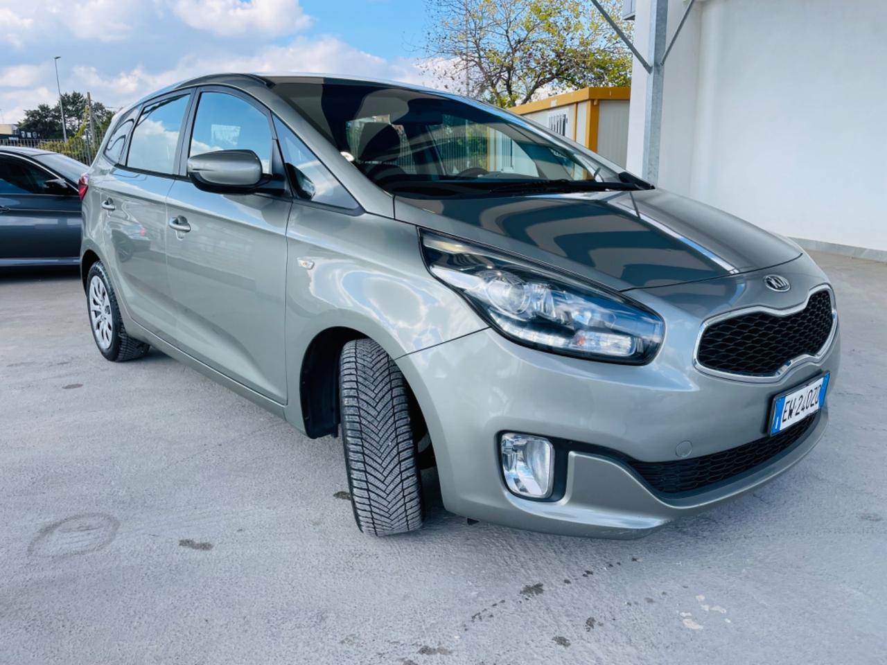 Kia Carens 1.7 CRDi 115 CV Cool