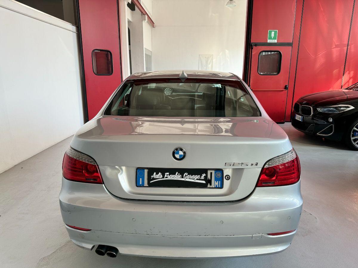 BMW - Serie 5 - 525d Eletta