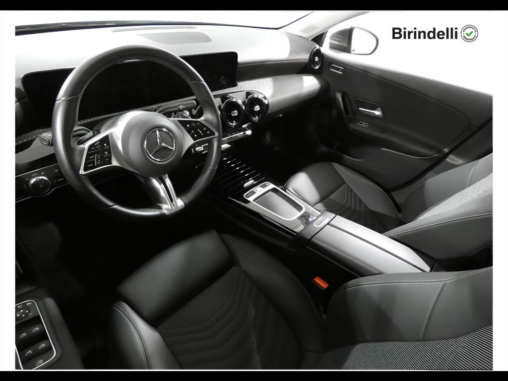 Mercedes-Benz Classe A (W177) - A 180 d Automatic Progressive Advanced