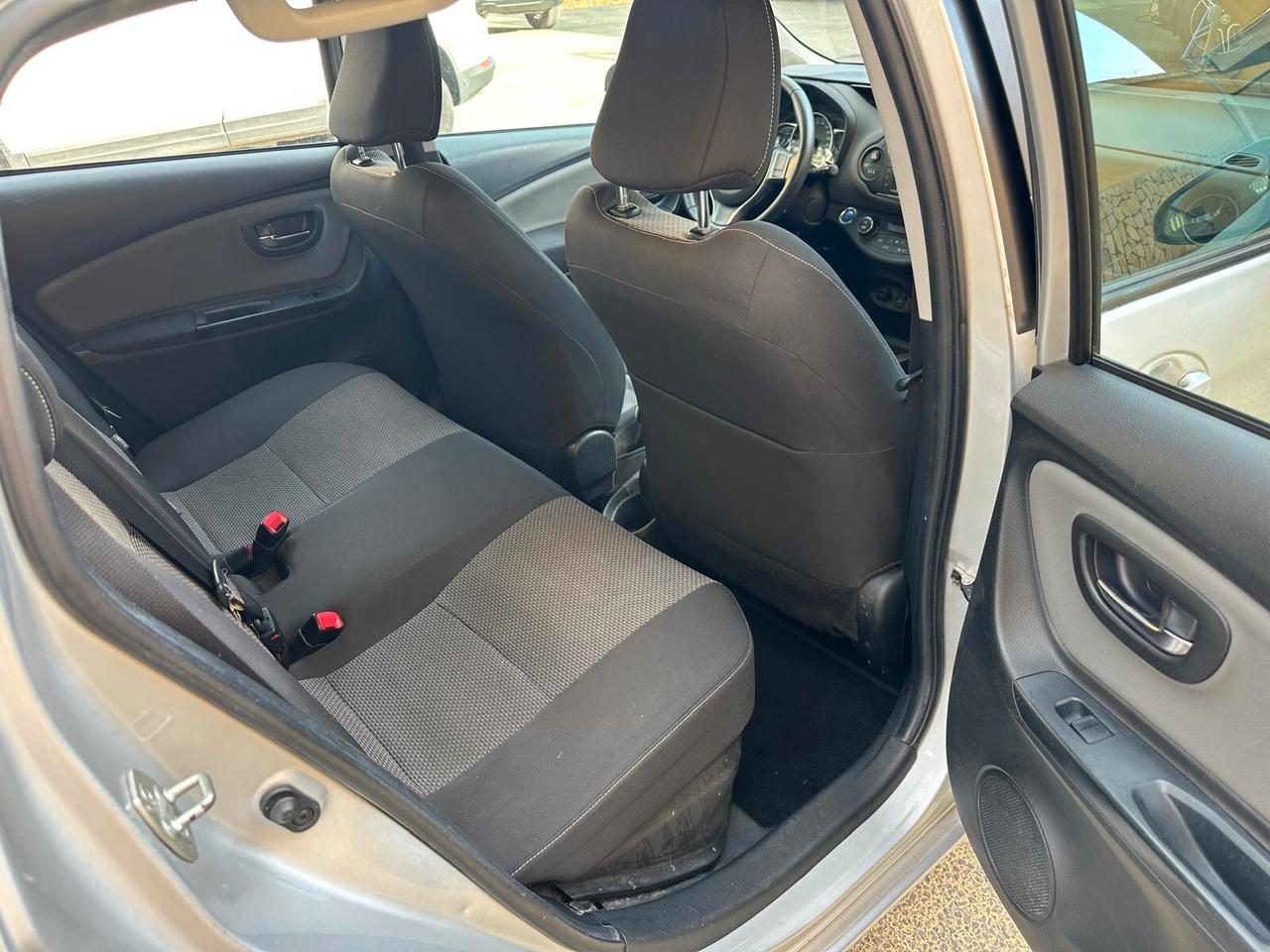Toyota Yaris 1.5 Hybrid 5 porte Active