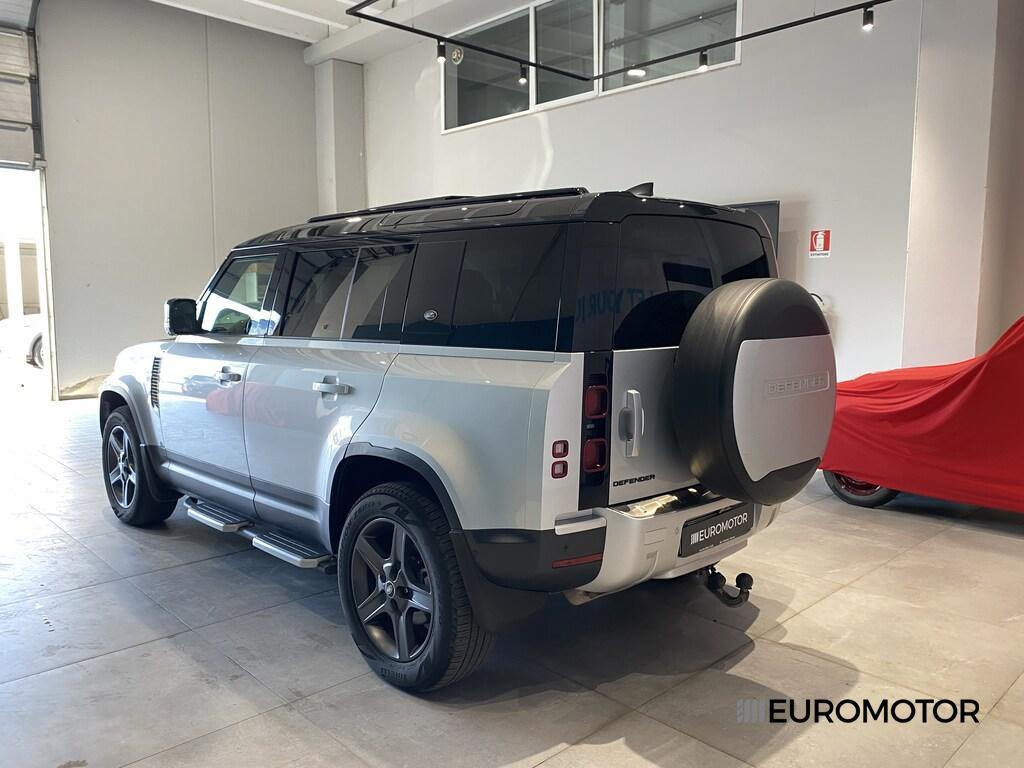 Land Rover Defender 110 3.0 I6 MHEV SE AWD Auto