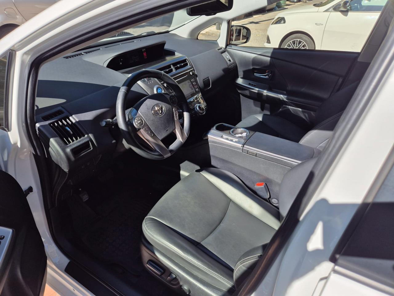 Toyota Prius Prius+ 1.8 Lounge