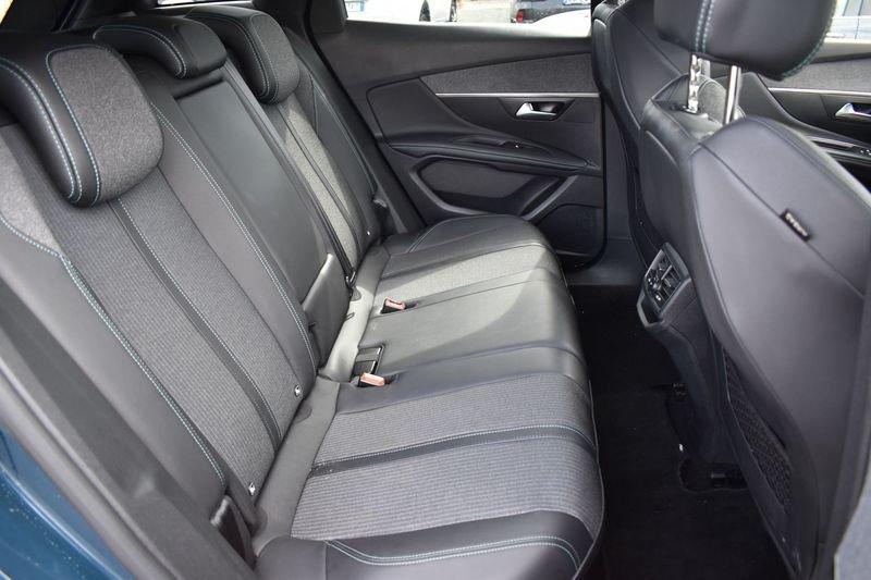 Peugeot 3008 3008 BlueHDi 130 S&S EAT8 Allure Pack