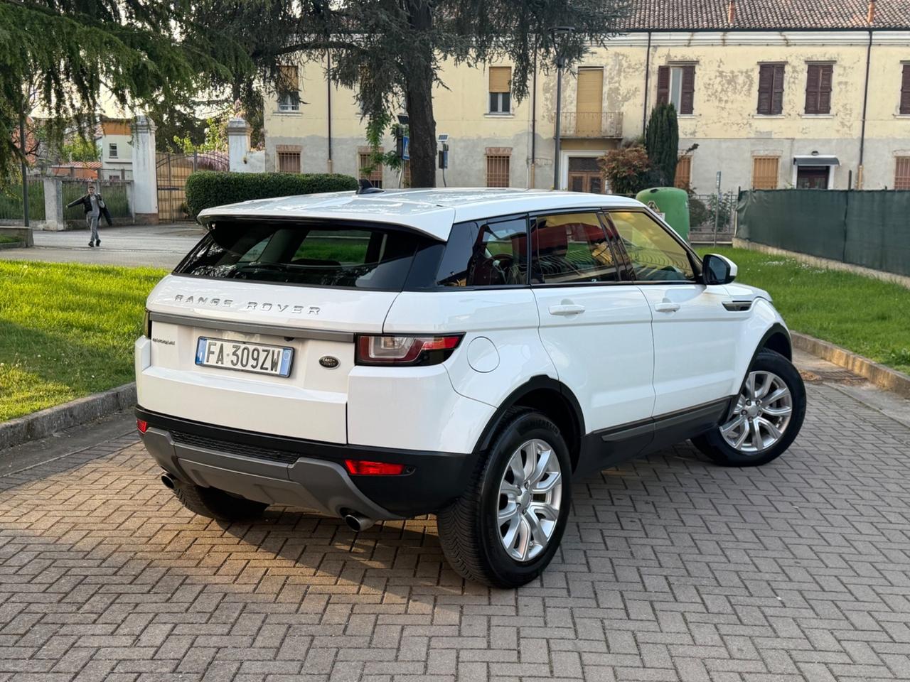 Land Rover Range Evoque 2.0 TD4 150 CV 5p. Business Edition