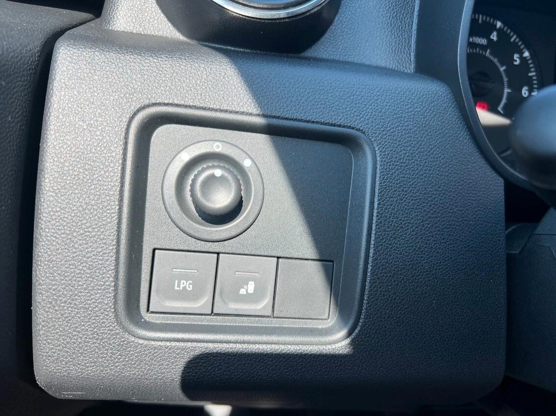 Dacia Duster 1.0 tce SL Extreme Gpl 4x2 100cv Navigatore Pelle Fari Led - FULL OPTIONAL