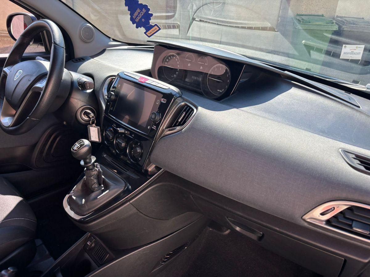 LANCIA Ypsilon 1.0 FireFly 5p. S&S Hybrid Gold