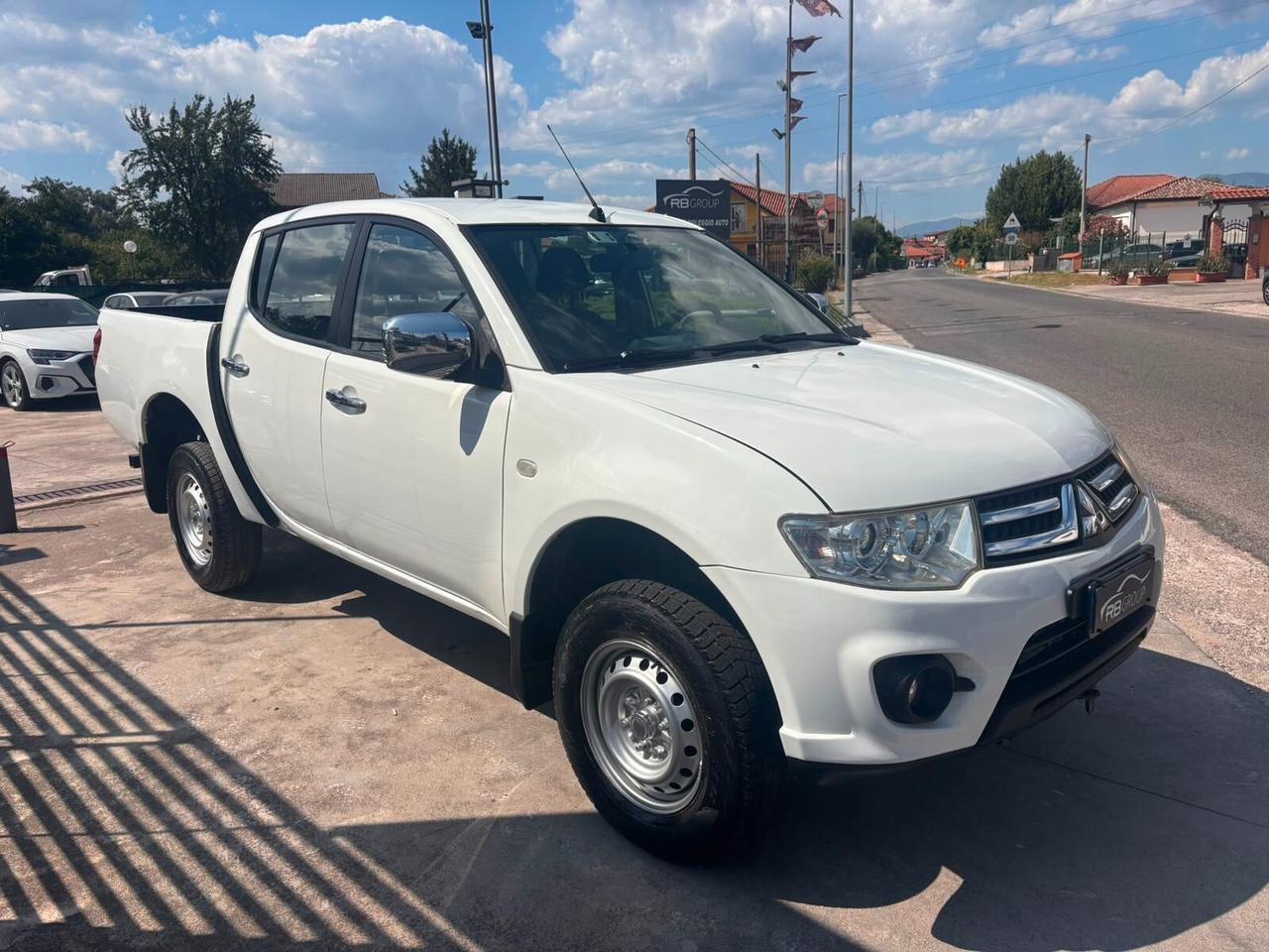 Mitsubishi L200 2.4 DI-D/154CV Club Cab Inform