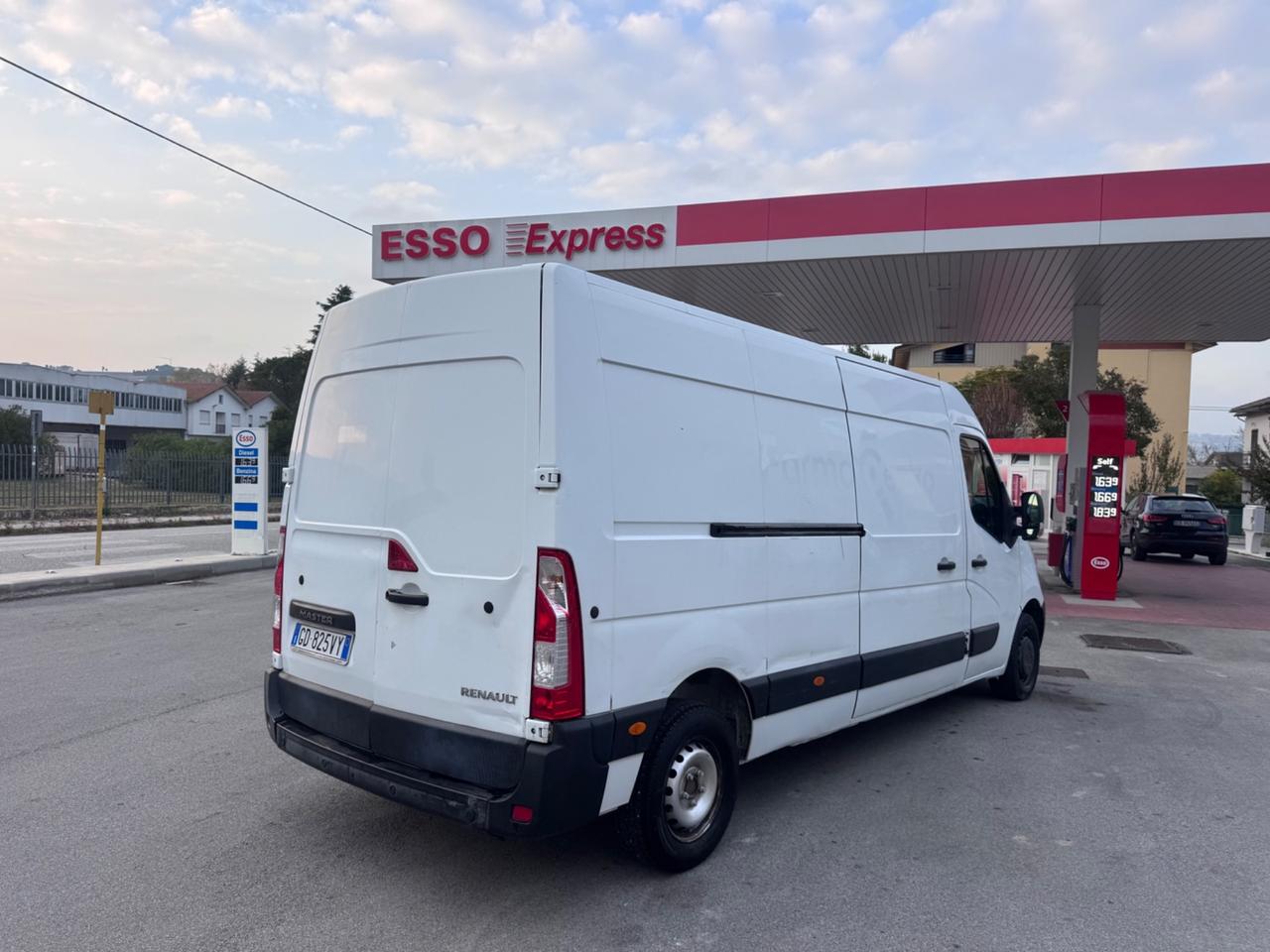 Renault MASTER 2.3 DCi Maxi
