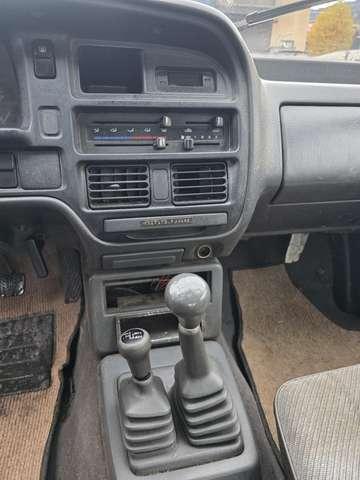 Mazda Pick Up Cab Plus 2.5 DX 4x4