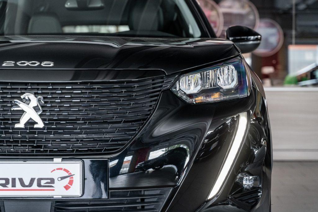 PEUGEOT 2008 motore elettrico 136 CV Allure Pack