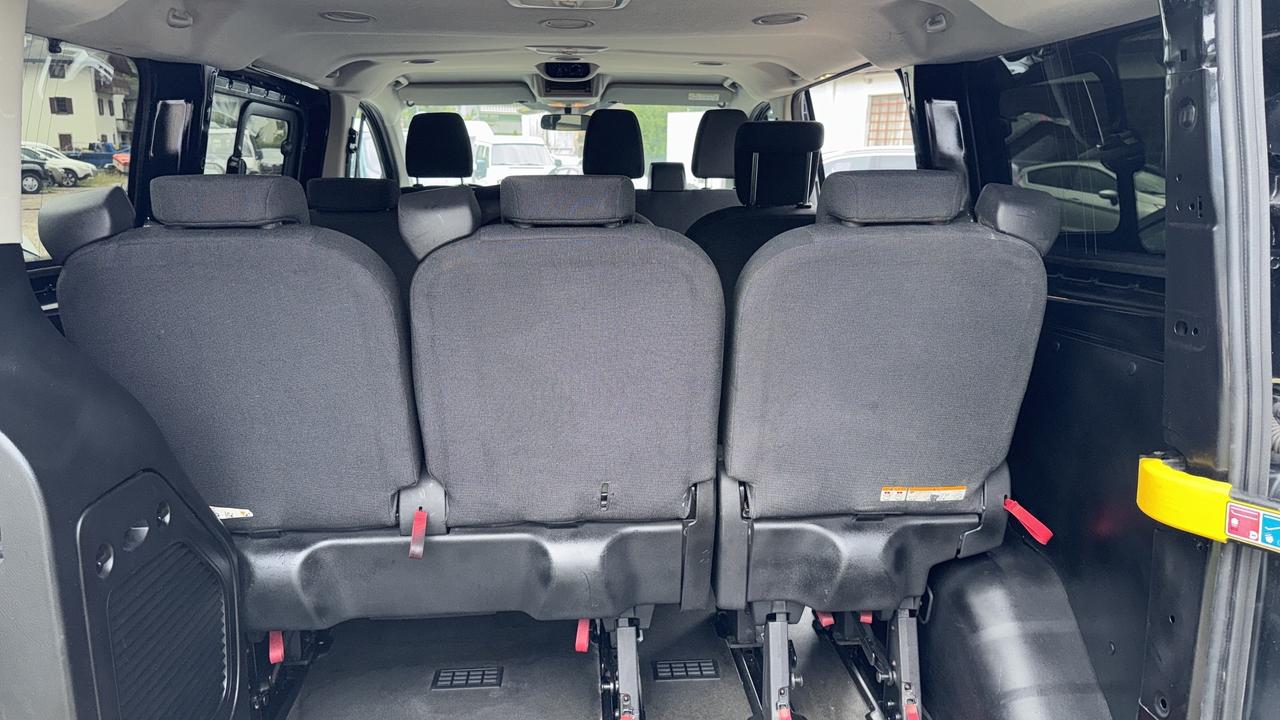 Ford Tourneo Custom Cambio automatico